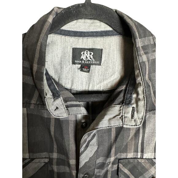 ROCK AND REPUBLIC LONG SLEEVE BUTTON DOWN SHIRT MENS XL BLACK GRAY PLAID - Picture 3 of 6